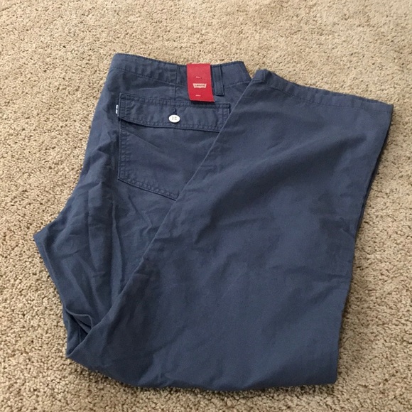 NWT! Levi’s men’s size 30, grey cotton pants